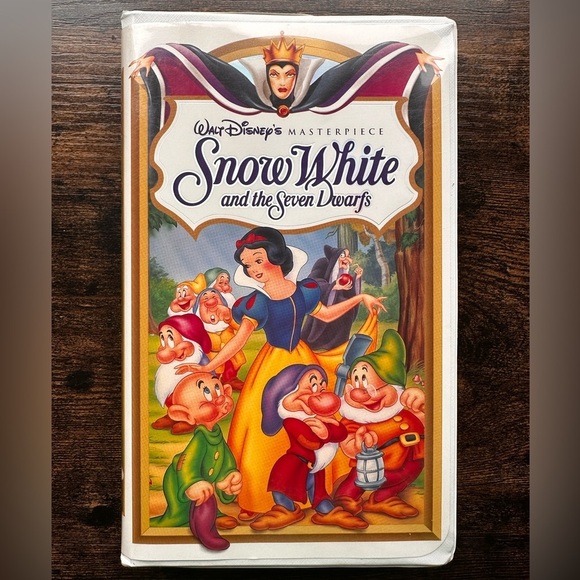 Disney Other - Snow White & The Seven Dwarfs VHS Movie